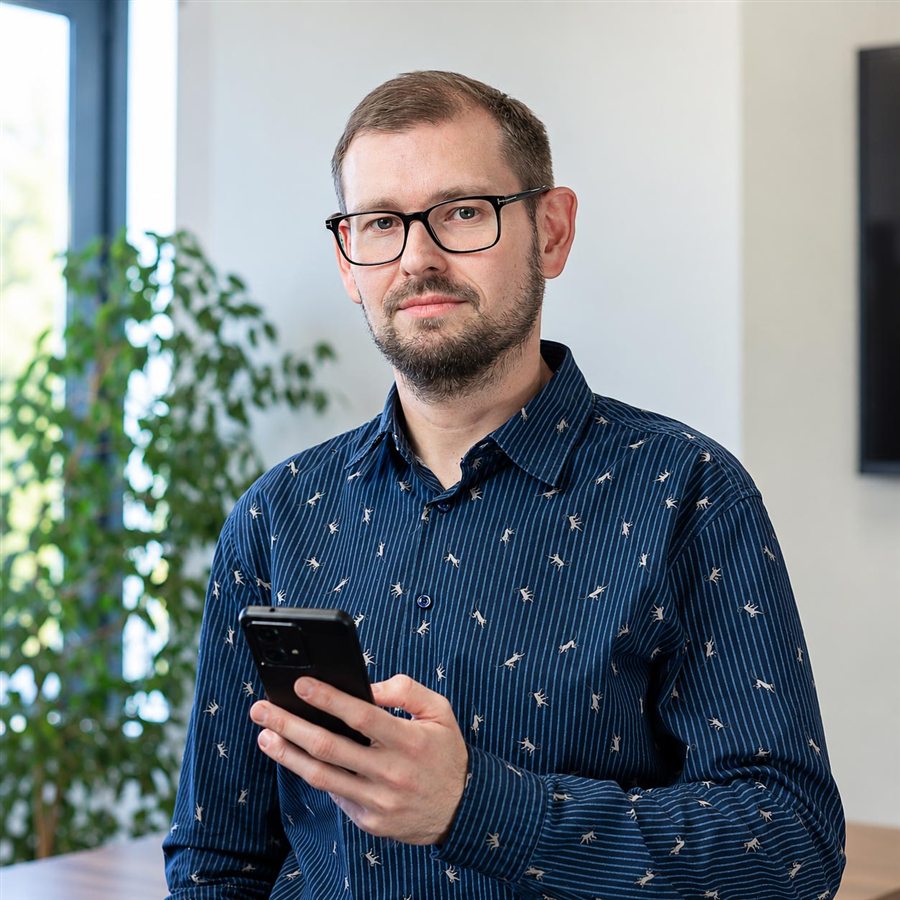 mgr inż. Maciej Dzikowski — kierownik Pracowni Technologicznej P1, BIPROWOD-Warszawa